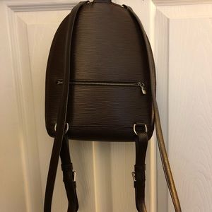 LOUIS VUITTON BACKPACK (PRICE FIRM)